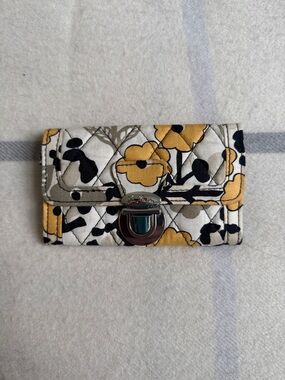 Vera Bradley Yellow and Black Quick Swipe ID Wallet in DOGWOOD